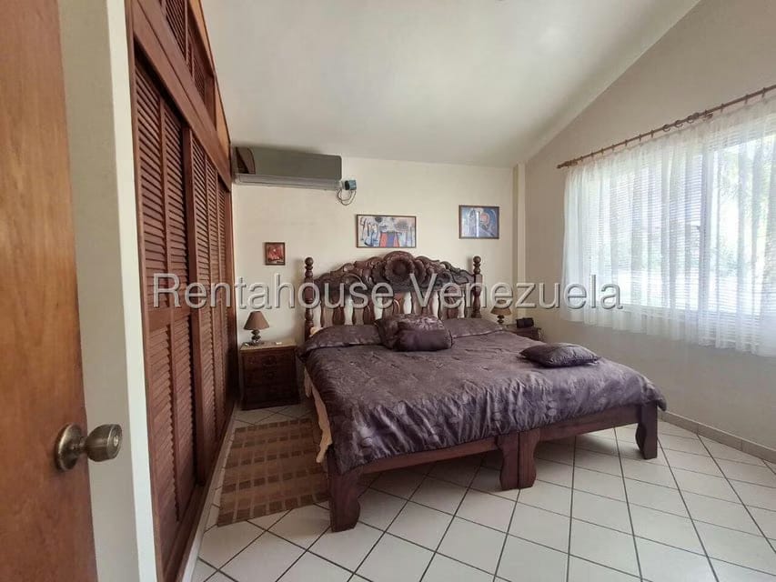 Casa (Duplex) en Venta en Playa El Agua, Nueva Esparta - 26