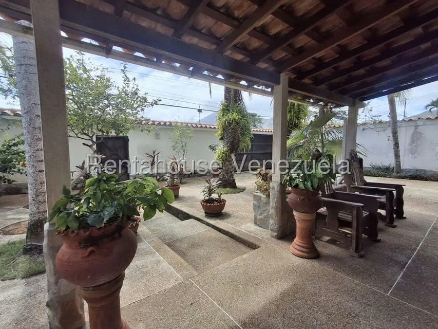 Casa (Duplex) en Venta en Playa El Agua, Nueva Esparta - 4