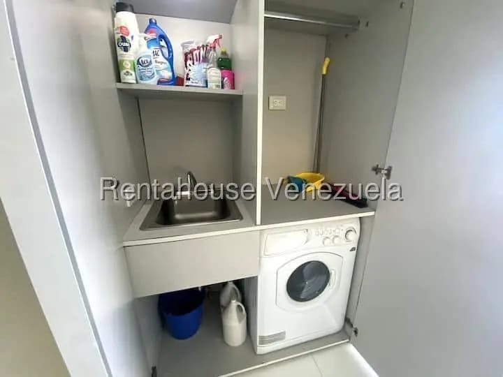 Apartamento (1 Nivel) en Alquiler en Santa Eduvigis, Distrito Metropolitano - 7