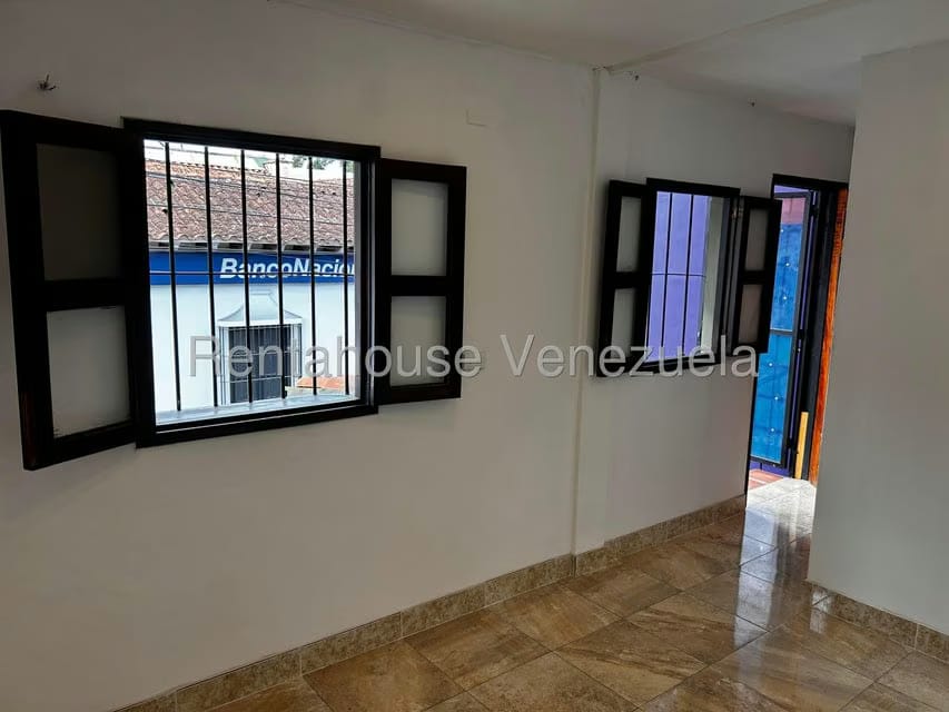 Comercial (Local Comercial) en Alquiler en El Hatillo, Distrito Metropolitano - 5