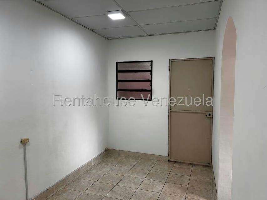 Comercial (Local Comercial) en Alquiler en El Hatillo, Distrito Metropolitano - 9