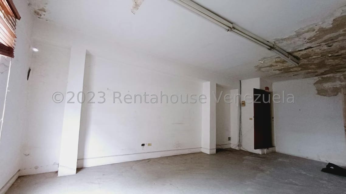 Comercial (Edificio) en Venta en Parroquia La Candelaria, Distrito Metropolitano - 32