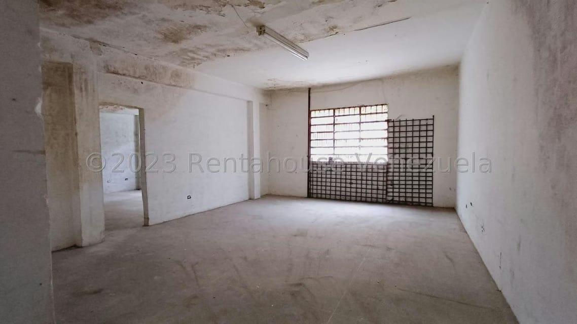 Comercial (Edificio) en Venta en Parroquia La Candelaria, Distrito Metropolitano - 33