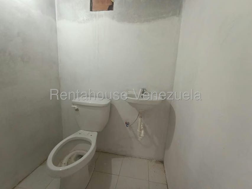 Comercial (Local Comercial) en Alquiler en Barrio Saman de Guere, Aragua - 16