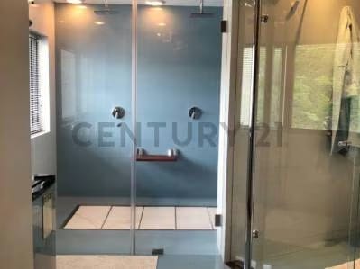 En venta Espectacular y lujoso apartamento en Altos de Guataparo - 4