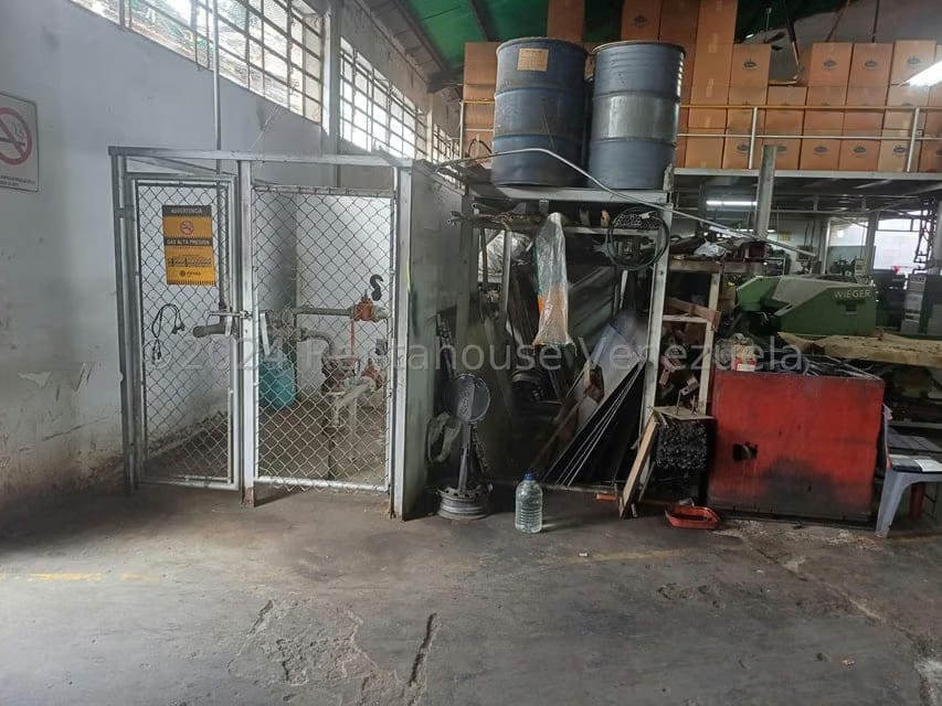 Comercial (Industrial) en Venta en Antimano, Distrito Metropolitano - 5