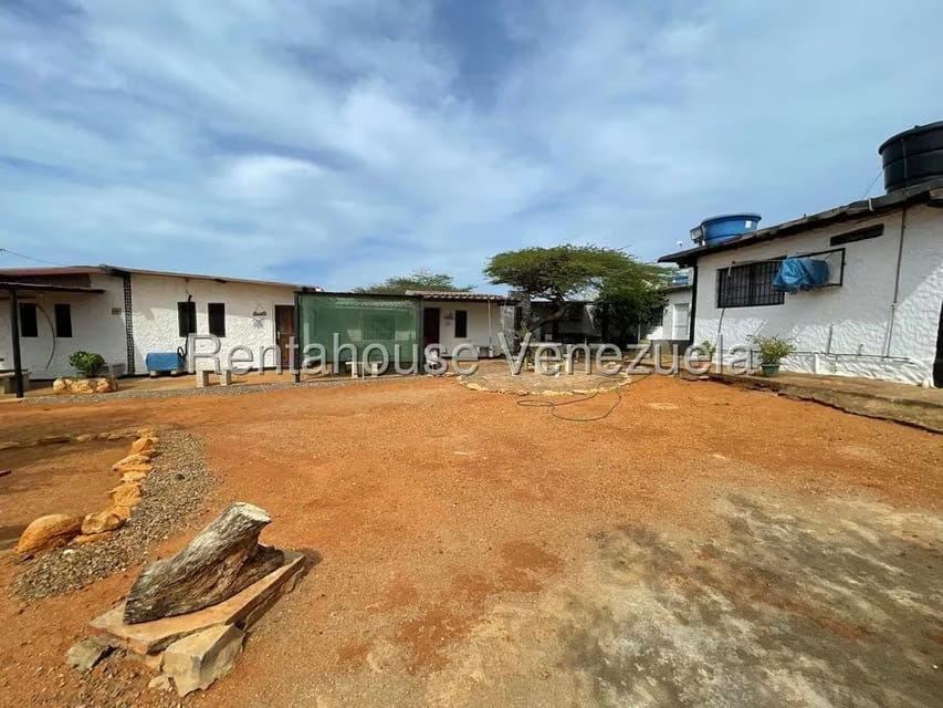 Comercial (Local Comercial) en Venta en Pueblo Nuevo, Falcon - 34