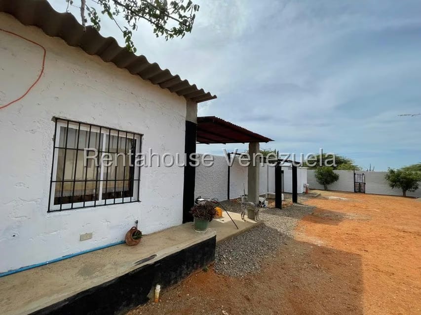 Comercial (Local Comercial) en Venta en Pueblo Nuevo, Falcon - 35