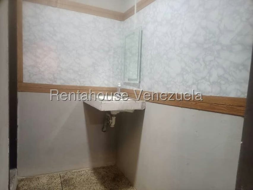 Comercial (Edificio) en Venta en Parroquia Concepcion, Lara - 14
