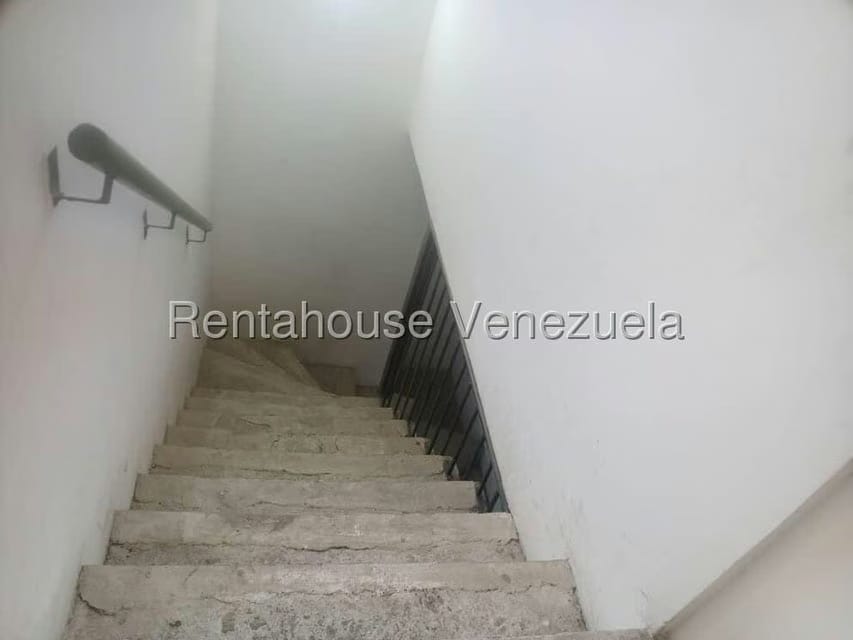 Comercial (Edificio) en Venta en Parroquia Concepcion, Lara - 23