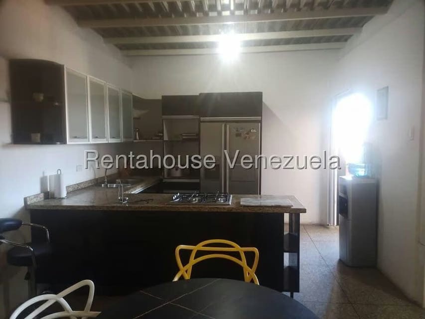 Comercial (Edificio) en Venta en Parroquia Concepcion, Lara - 36