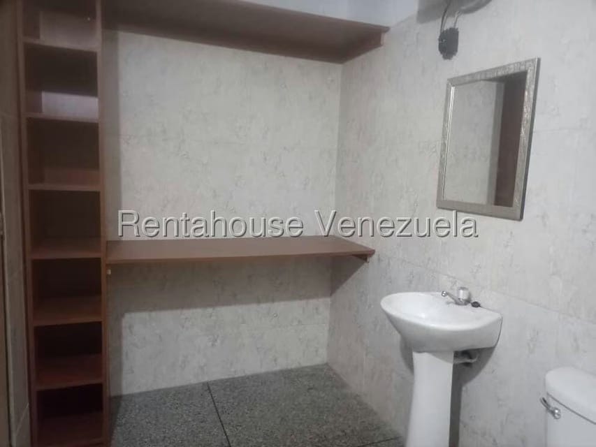Comercial (Edificio) en Venta en Parroquia Concepcion, Lara - 46
