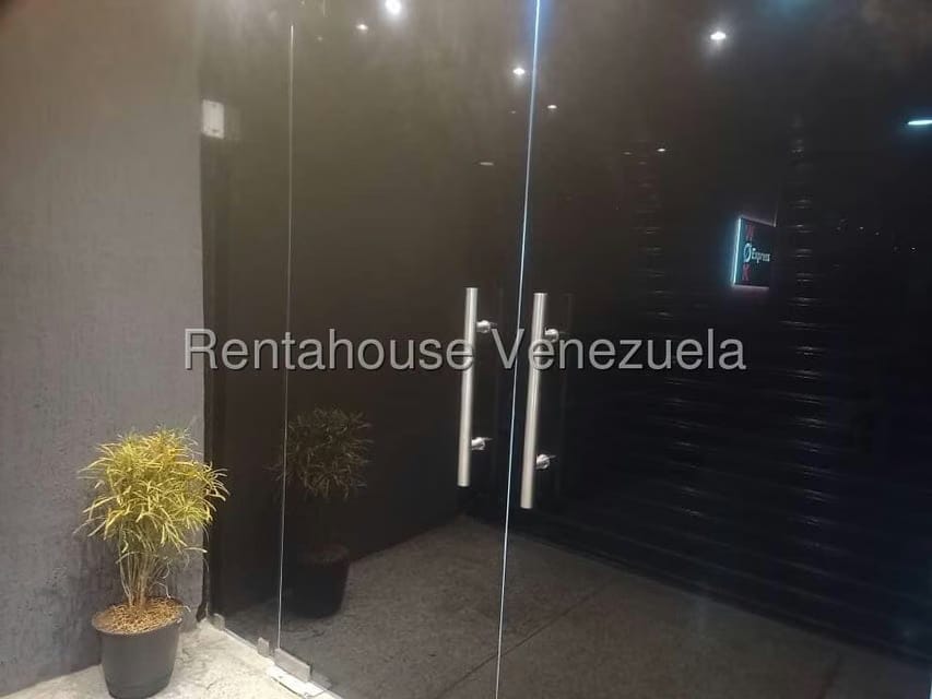 Comercial (Edificio) en Venta en Parroquia Concepcion, Lara - 6