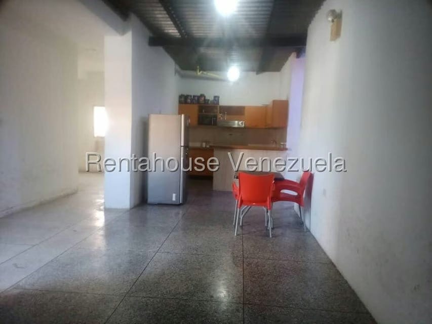 Comercial (Edificio) en Venta en Parroquia Concepcion, Lara - 56