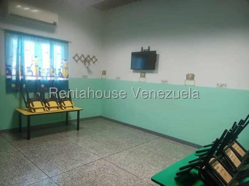Comercial (Edificio) en Venta en Parroquia Concepcion, Lara - 69