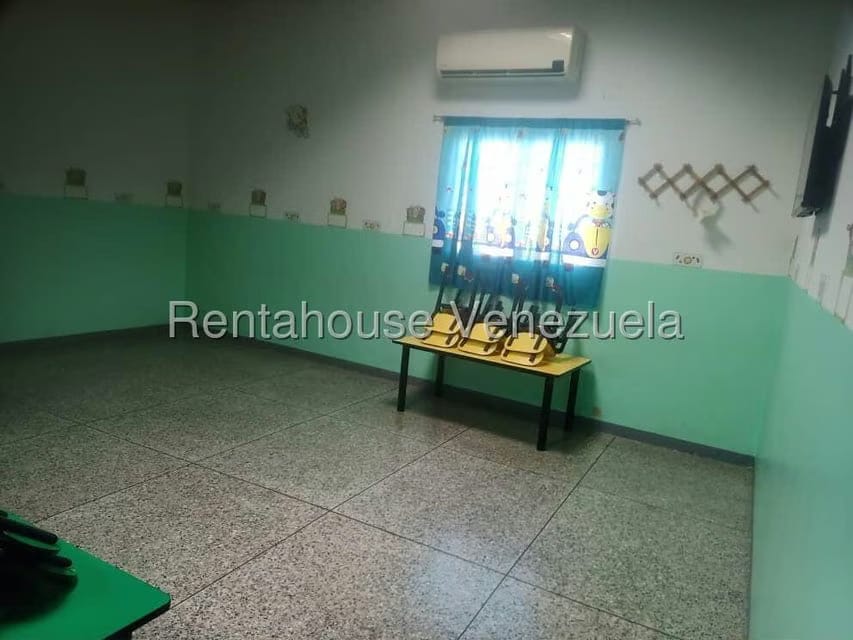 Comercial (Edificio) en Venta en Parroquia Concepcion, Lara - 70
