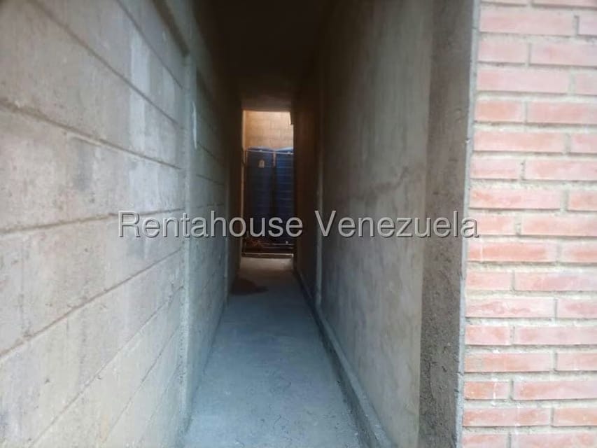 Comercial (Edificio) en Venta en Parroquia Concepcion, Lara - 73