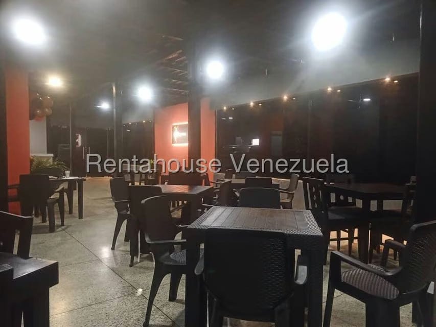 Comercial (Edificio) en Venta en Parroquia Concepcion, Lara - 9