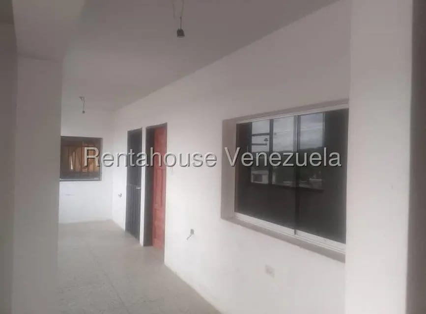Comercial (Edificio) en Venta en Las Malvinas, Trujillo - 17