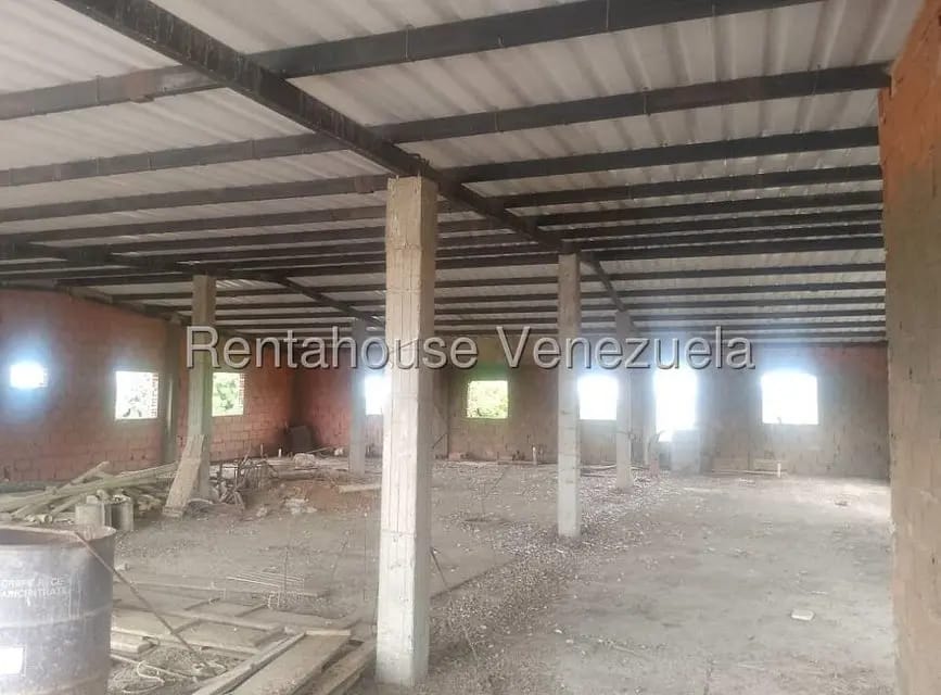 Comercial (Edificio) en Venta en Las Malvinas, Trujillo - 18