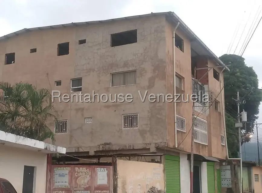 Comercial (Edificio) en Venta en Las Malvinas, Trujillo - 4