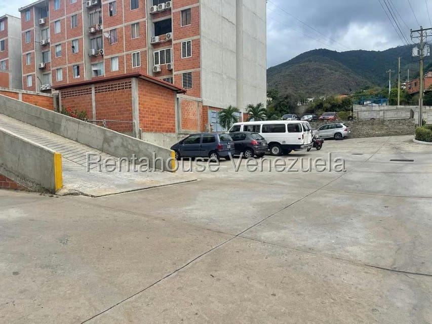 Apartamento (1 Nivel) en Venta en Macuto, Vargas - 35