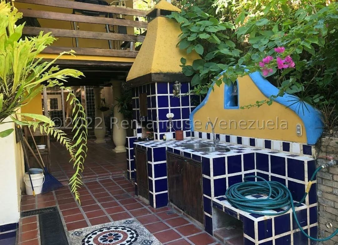 CASA EN VENTA-SELENE MARIN NOBREGA- MLS#23-16881 - 2