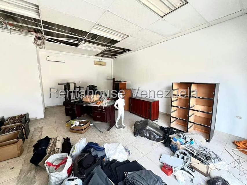 Comercial (Local Comercial) en Alquiler en Zona Industrial 1, Lara - 10