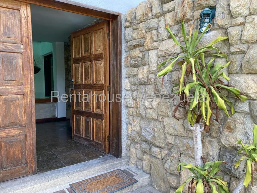 Casa (Duplex) en Venta en El Peñon, Distrito Metropolitano - 2