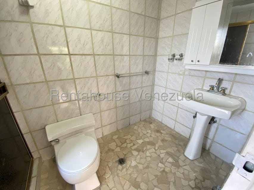 Casa (Duplex) en Venta en El Peñon, Distrito Metropolitano - 34