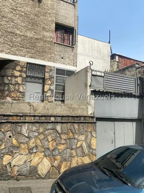 Comercial (Edificio) en Venta en Parroquia La Candelaria, Distrito Metropolitano - 3