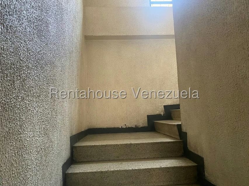 Comercial (Edificio) en Venta en Parroquia La Candelaria, Distrito Metropolitano - 6