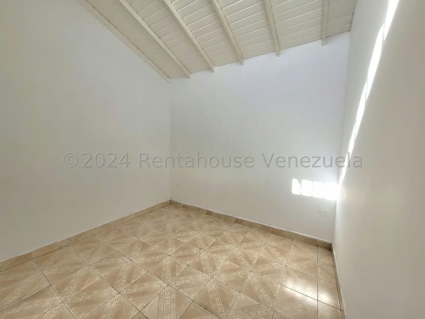 Comercial (Local Comercial) en Venta en Centro, Lara - 28