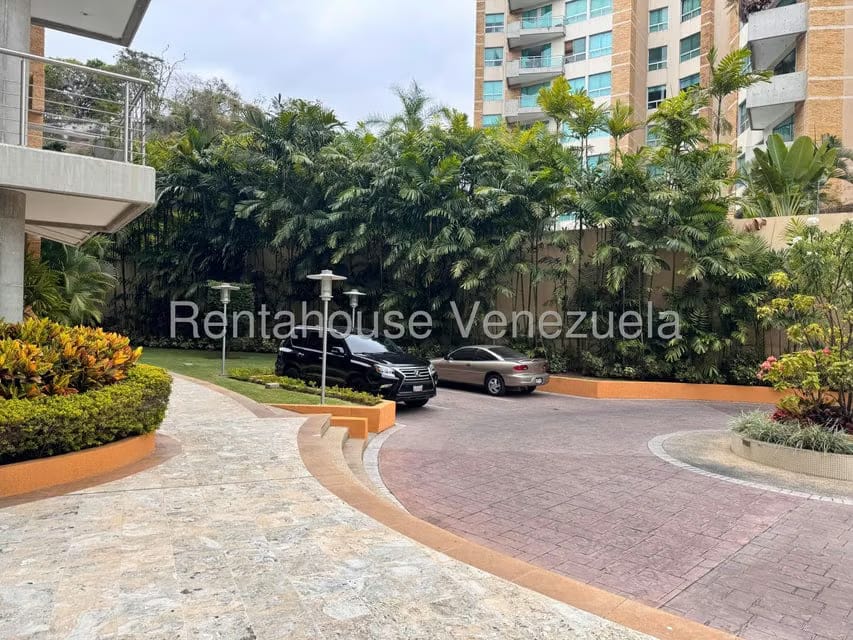 Apartamento (1 Nivel) en Venta en Las Mesetas de Santa Rosa de Lima, Distrito Metropolitano - 2