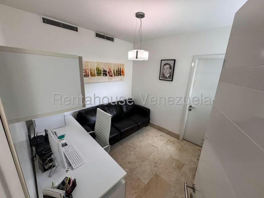 Apartamento (1 Nivel) en Venta en Las Mesetas de Santa Rosa de Lima, Distrito Metropolitano - 13