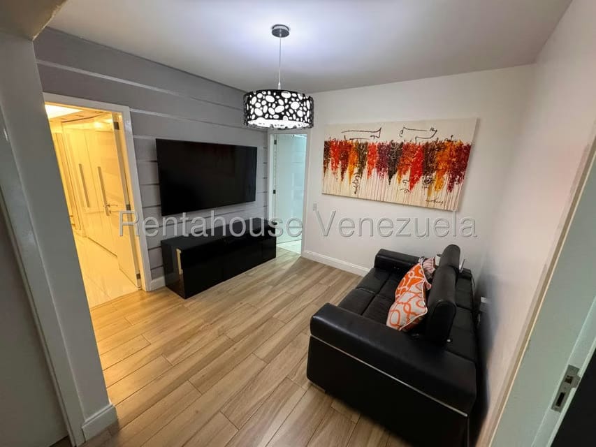 Apartamento (1 Nivel) en Venta en Las Mesetas de Santa Rosa de Lima, Distrito Metropolitano - 23