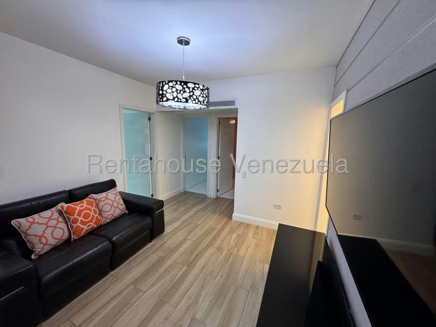 Apartamento (1 Nivel) en Venta en Las Mesetas de Santa Rosa de Lima, Distrito Metropolitano - 24
