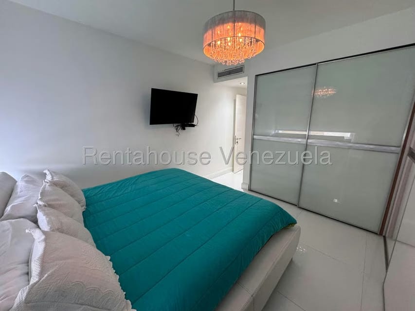 Apartamento (1 Nivel) en Venta en Las Mesetas de Santa Rosa de Lima, Distrito Metropolitano - 26
