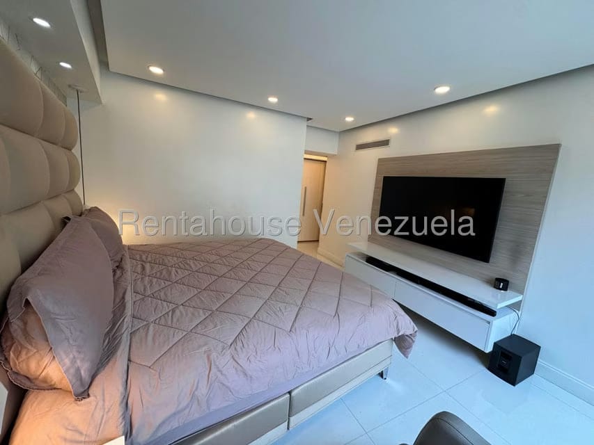 Apartamento (1 Nivel) en Venta en Las Mesetas de Santa Rosa de Lima, Distrito Metropolitano - 32