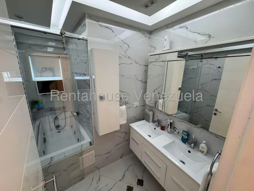 Apartamento (1 Nivel) en Venta en Las Mesetas de Santa Rosa de Lima, Distrito Metropolitano - 36