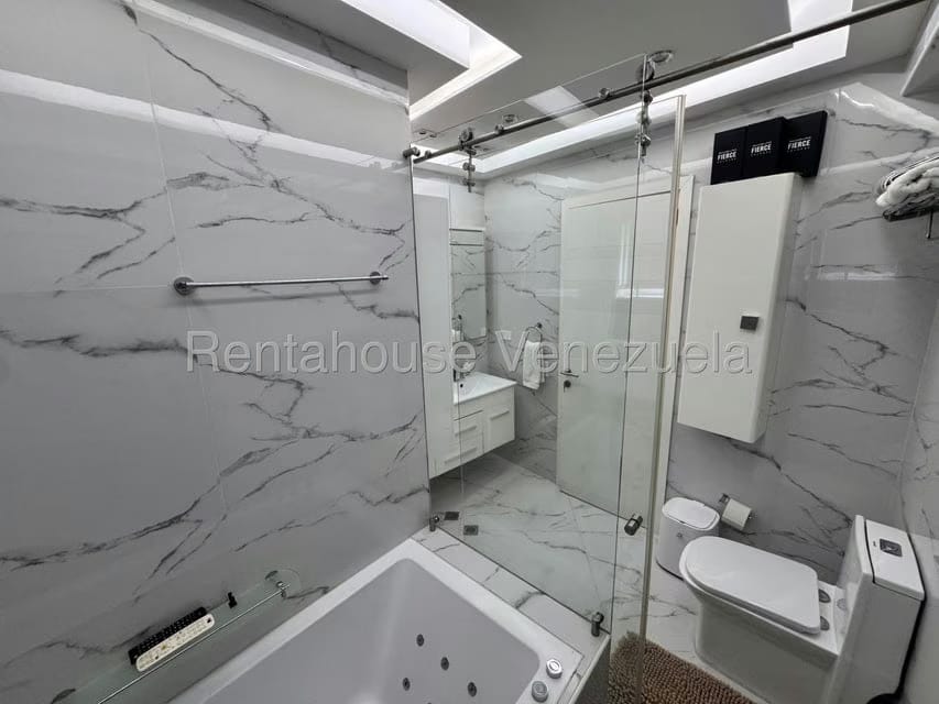 Apartamento (1 Nivel) en Venta en Las Mesetas de Santa Rosa de Lima, Distrito Metropolitano - 38