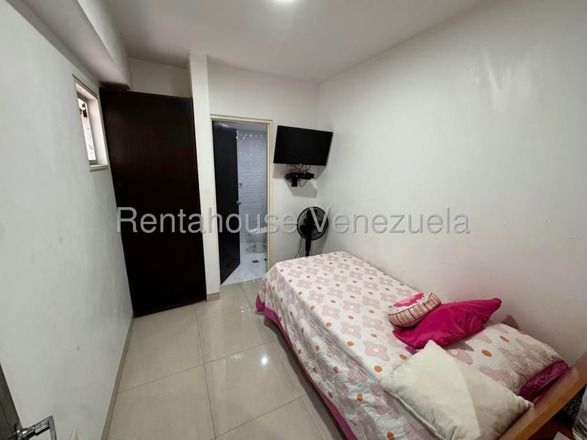 Apartamento (1 Nivel) en Venta en Las Mesetas de Santa Rosa de Lima, Distrito Metropolitano - 40