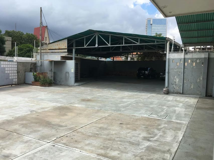 Comercial (Galpon - Deposito) en Venta en El Milagro, Zulia