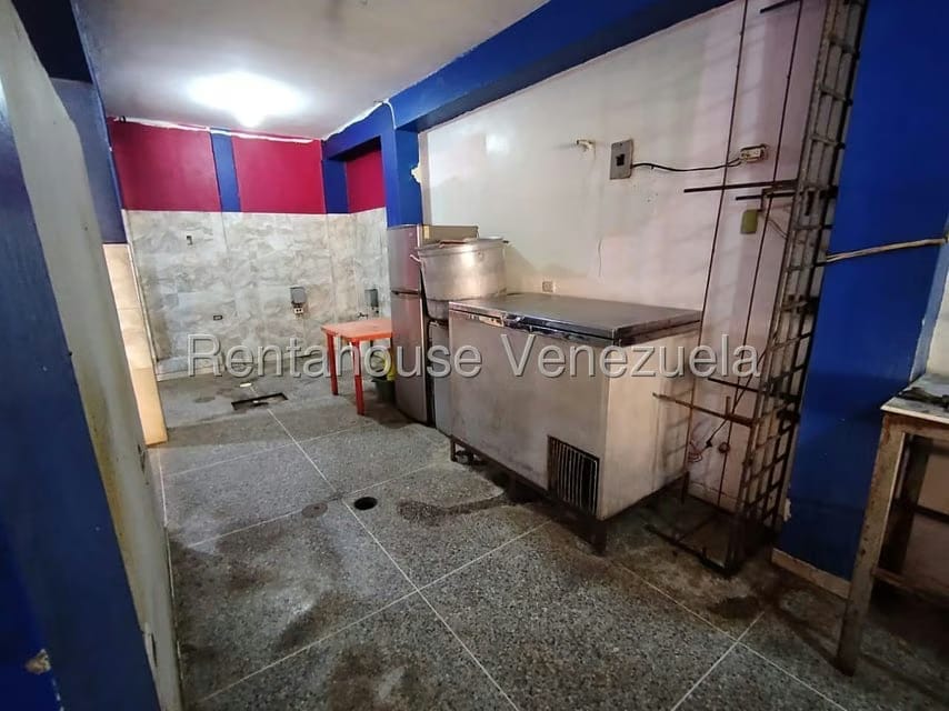 Comercial (Local Comercial) en Alquiler en Parroquia Catedral, Lara - 16