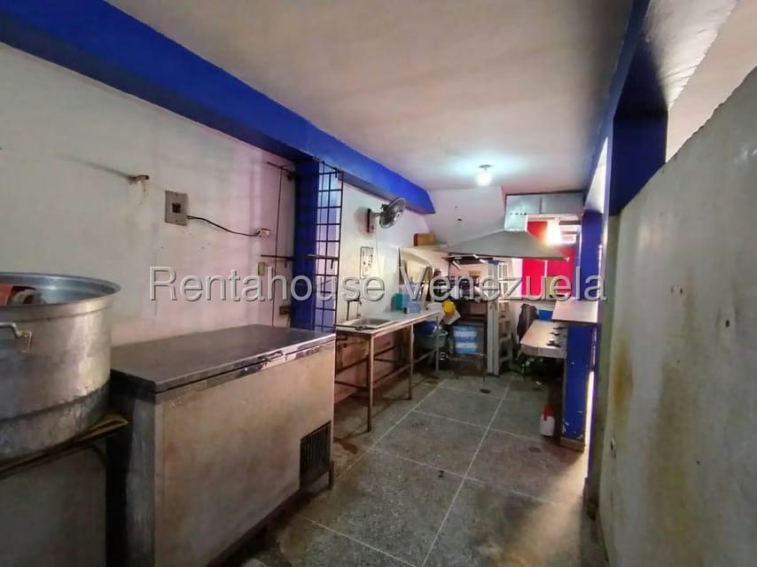 Comercial (Local Comercial) en Alquiler en Parroquia Catedral, Lara - 18