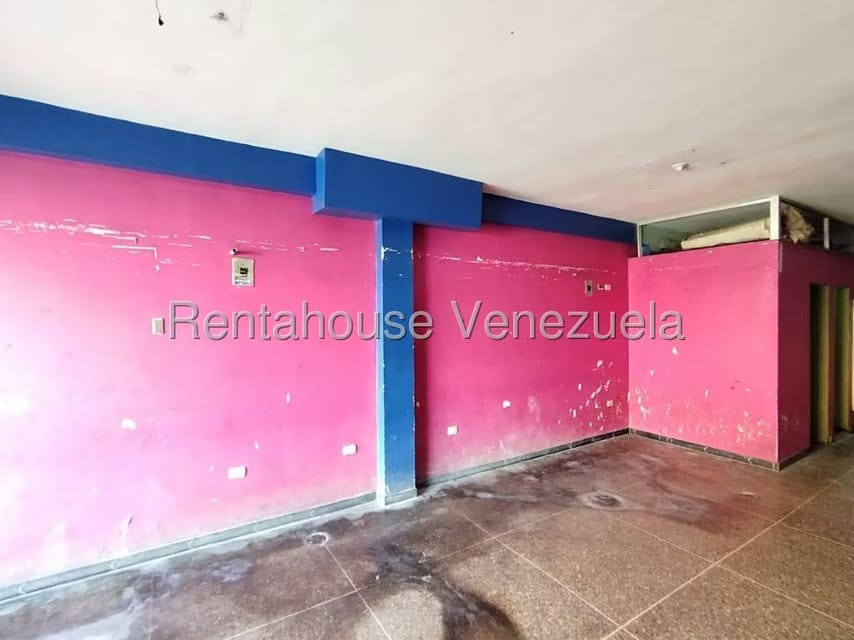 Comercial (Local Comercial) en Alquiler en Parroquia Catedral, Lara - 3