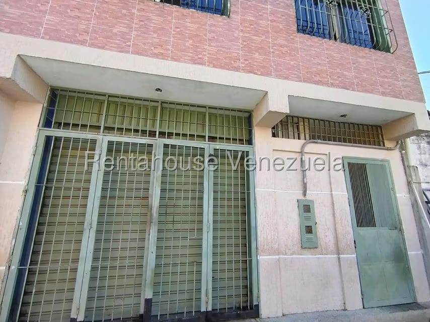 Comercial (Local Comercial) en Alquiler en Parroquia Catedral, Lara - 21