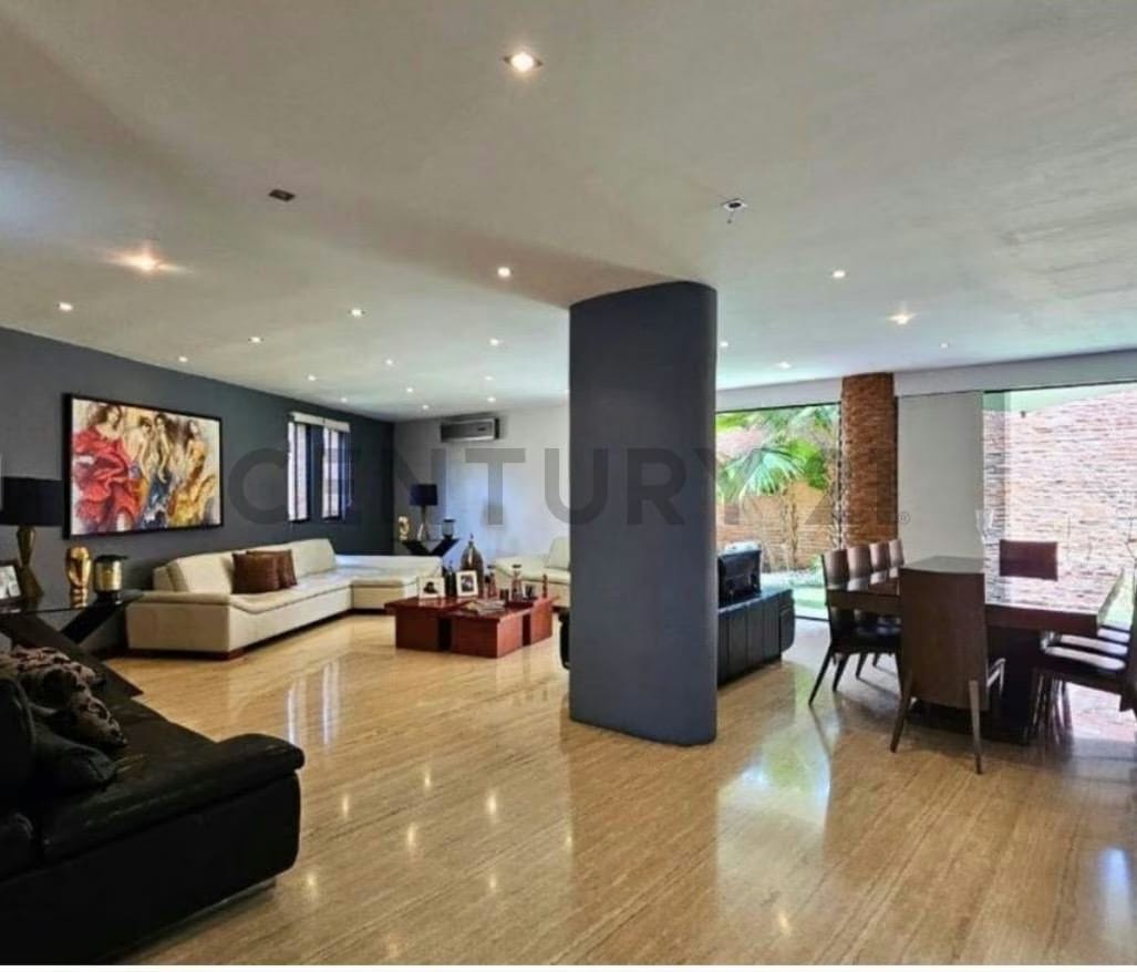 Casa en Venta Prados del este Con piscina, calle cerrada TC - 4