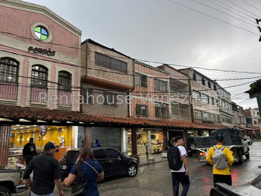 Comercial (Edificio) en Venta en El Junko Country Club, Vargas - 46