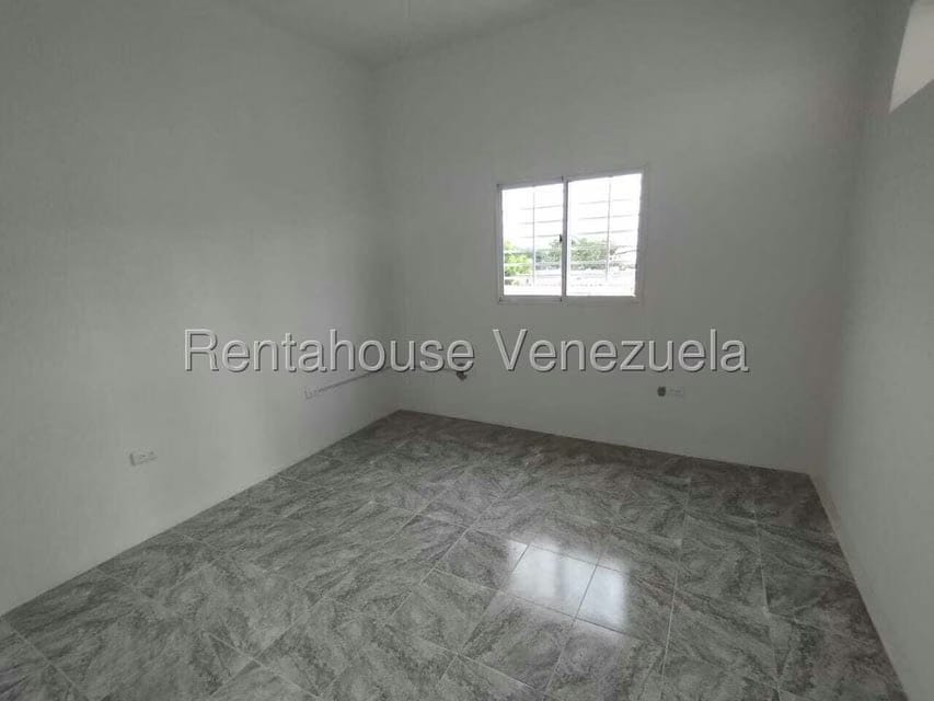 Comercial (Oficina) en Alquiler en Fundalara, Lara - 11